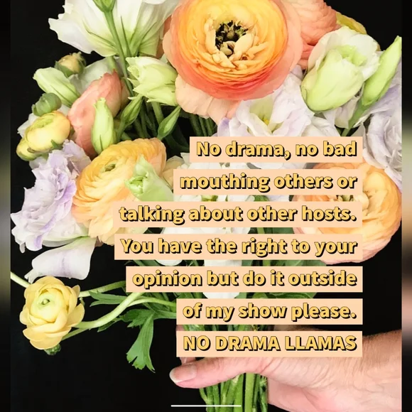 @cuteclothesell live now sharing yours🫶 - Picture 6 of 12